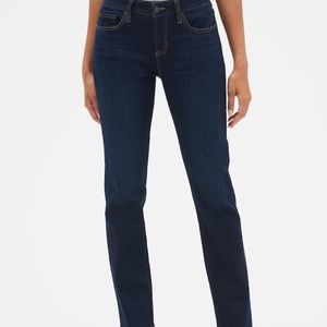 Gap Women’s Real Straight Dark Indigo Jeans